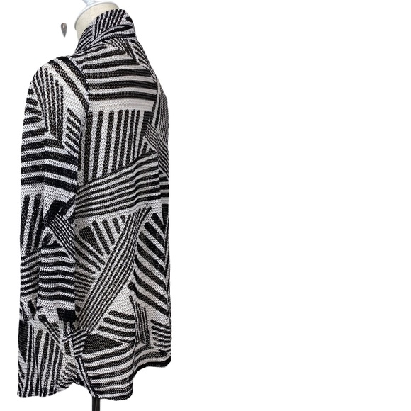 Perseption Concept womens medium open stretch knit cascading black/white woven - Picture 2 of 6